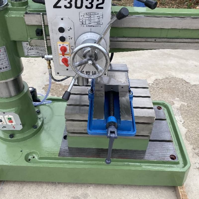 Precision Drilling & Tapping Tool for Industrial Use