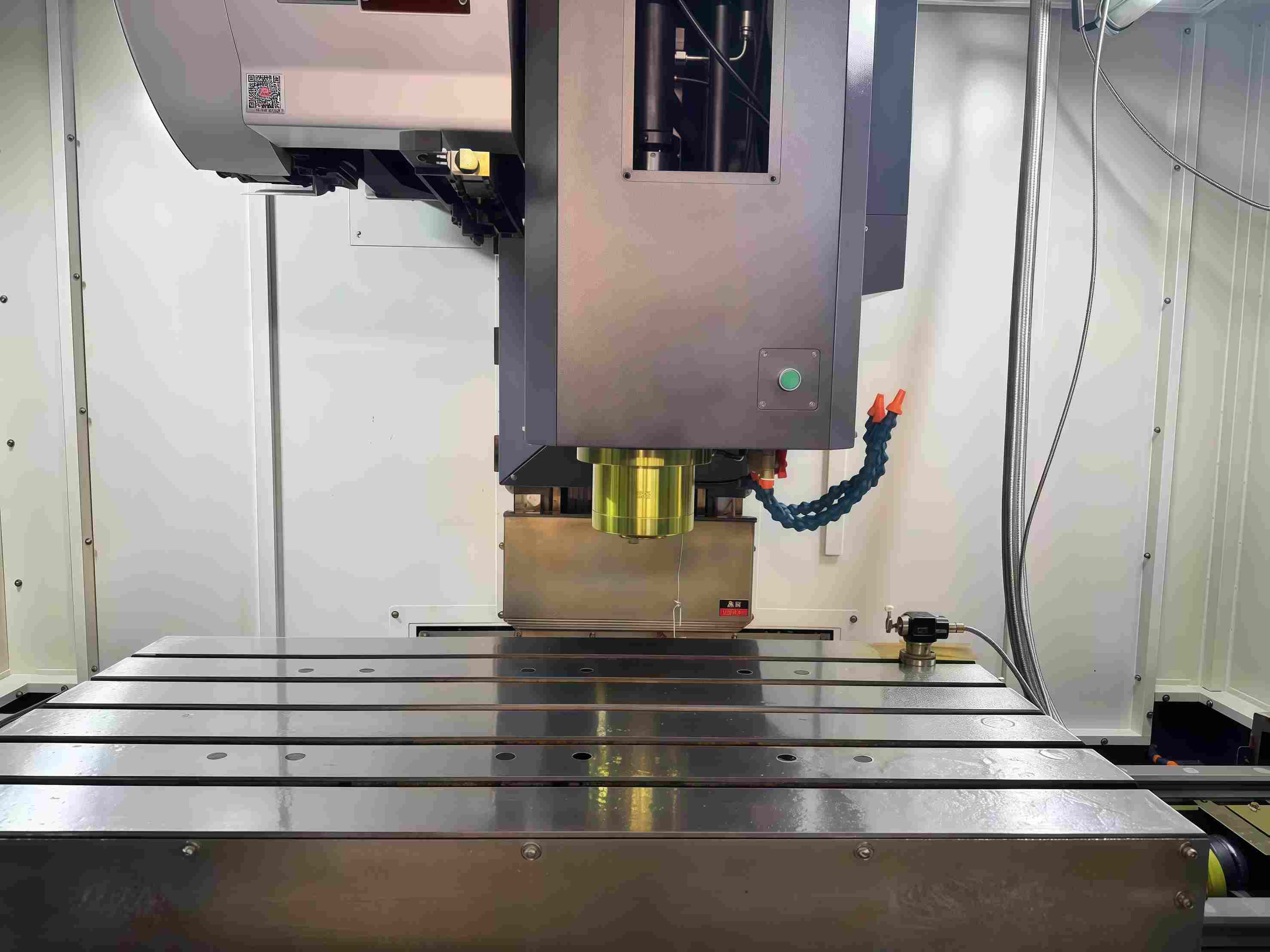 VMC1160 ဒေါင်လိုက် စက်ပစ္စည်းစင်တာ