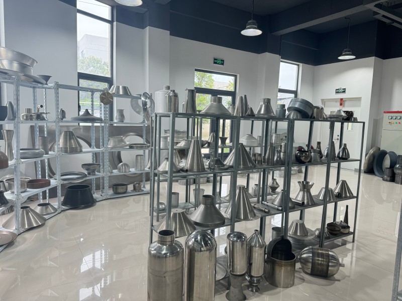 sheet metal spinning machine sheet metal spinning machine